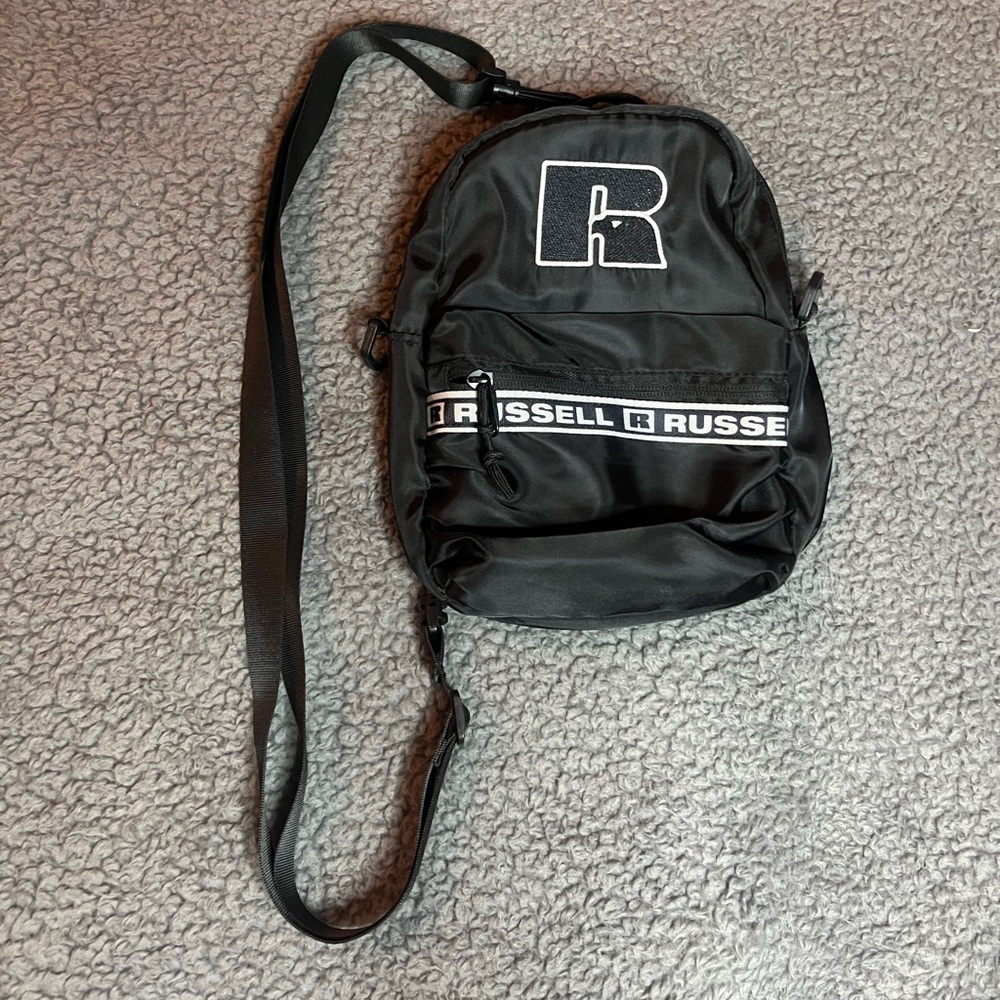 Russell Athletic Adjustable Crossbody Bag‎ – NWOT